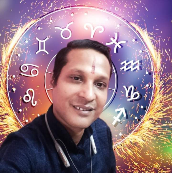Jyotish Achariya Sree Arijit 